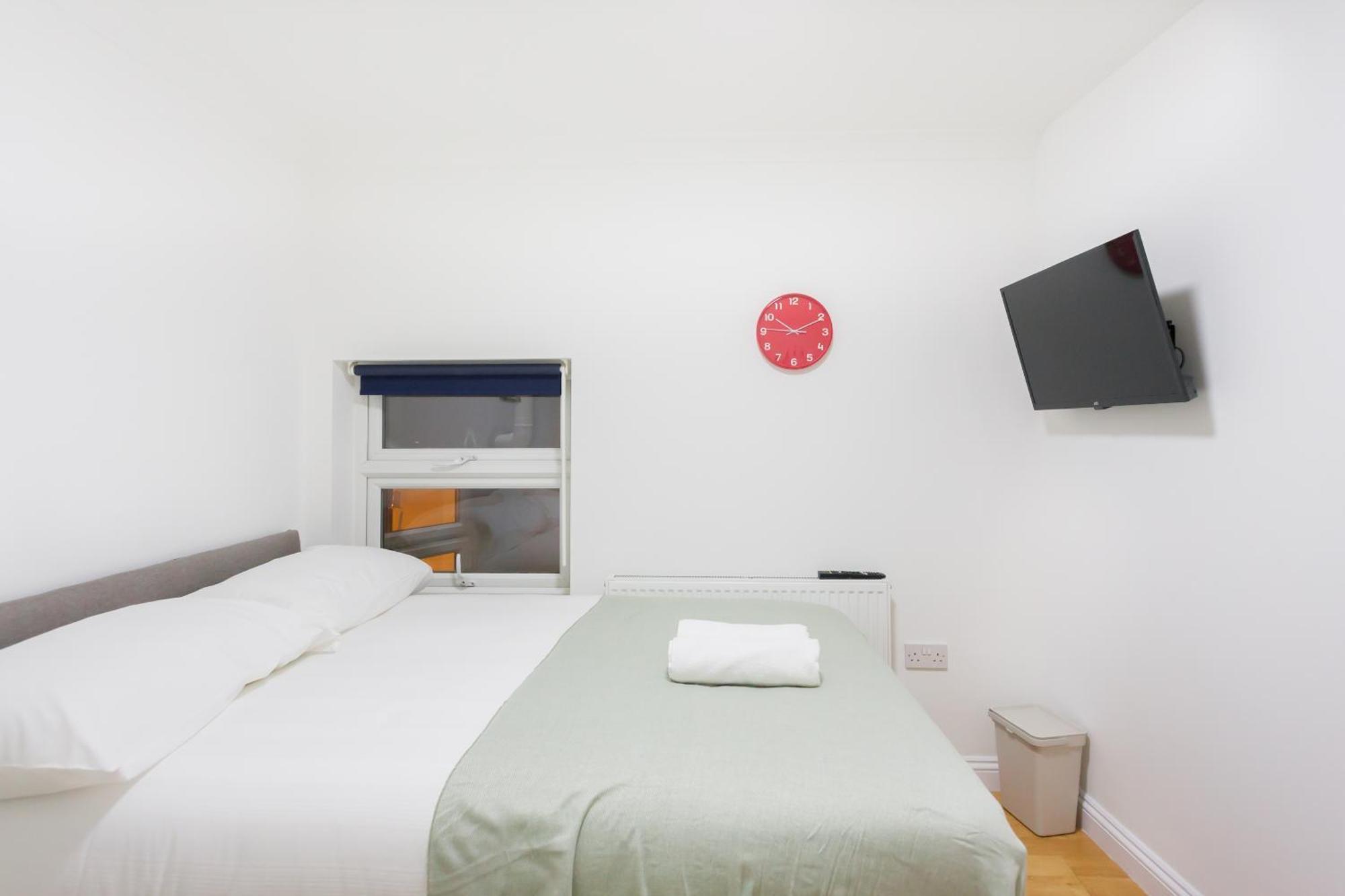 Pensiune Studio9 - Next To Emirates Stadium - Budget With Shared Bathroom Londra